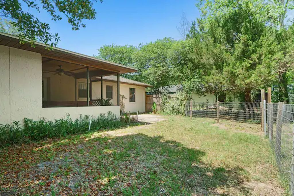 Photo of Outdoor in Meadowcrest