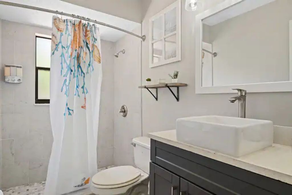 Photo of Bathroom in Meadowcrest