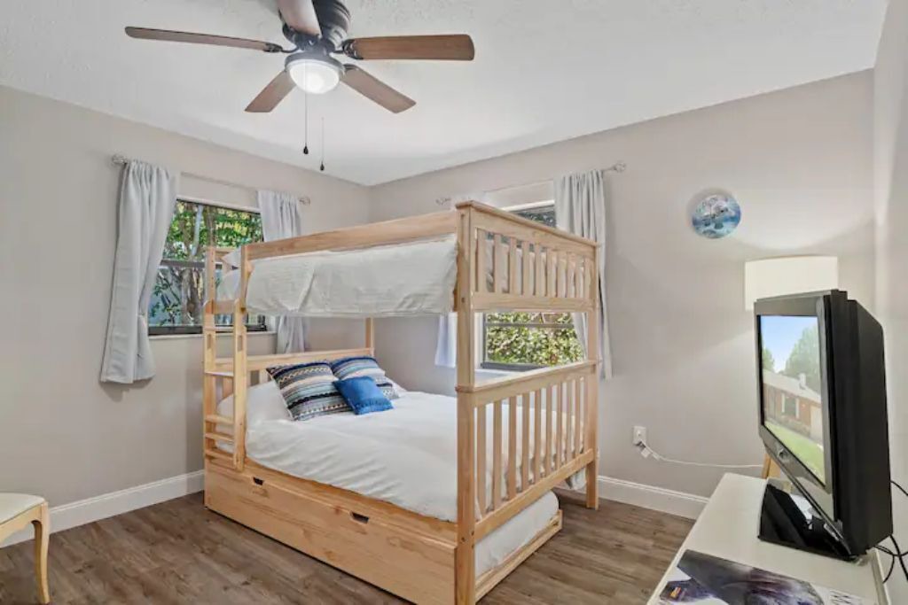 Photo of Bedroom in Meadowcrest