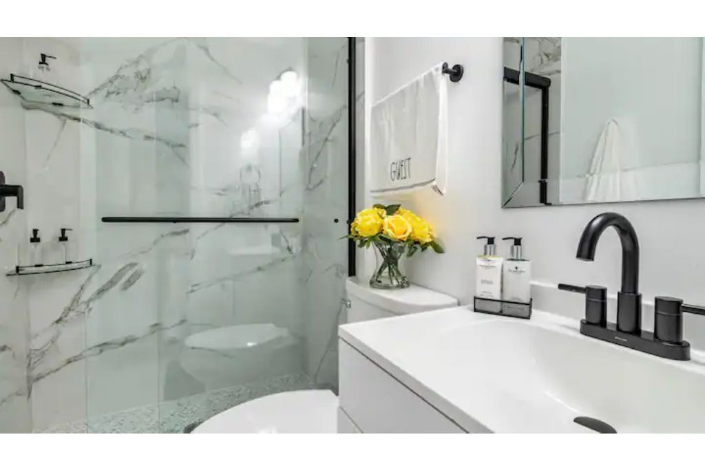 Photo of Bathroom in Egypt Lake-Leto