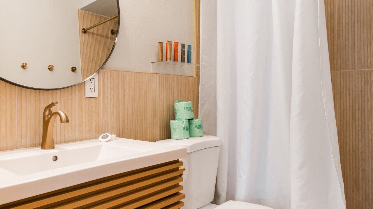 Photo of Bathroom in Bay Esplanade