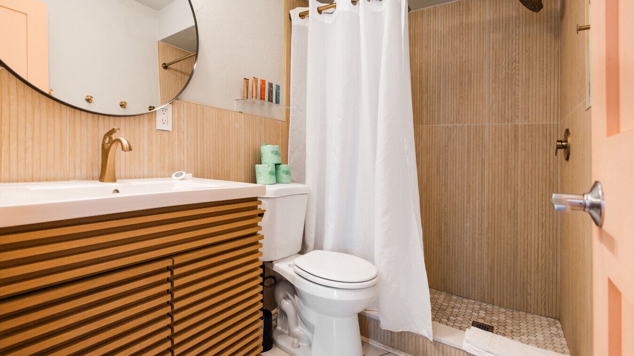 Photo of Bathroom in Bay Esplanade