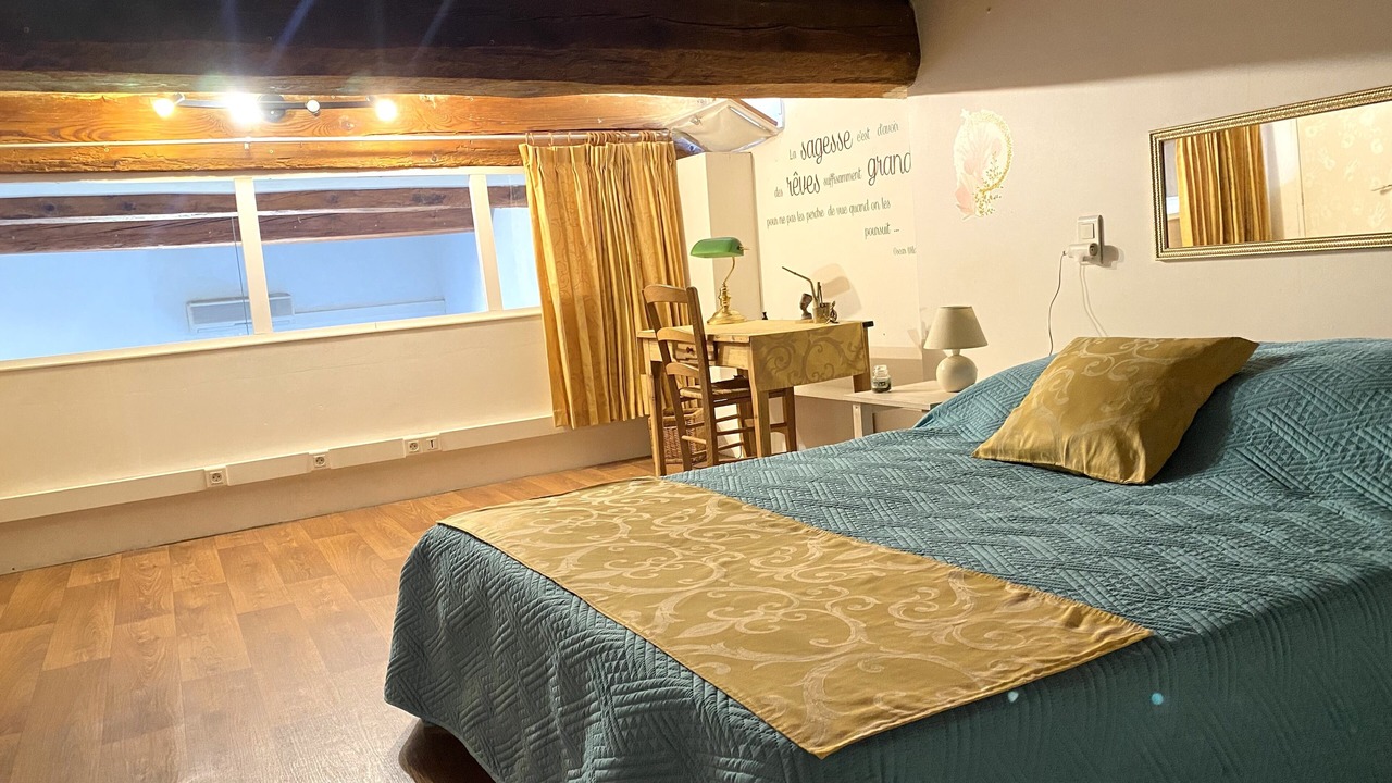 Photo of Bedroom in Roquefort-des-Corbieres