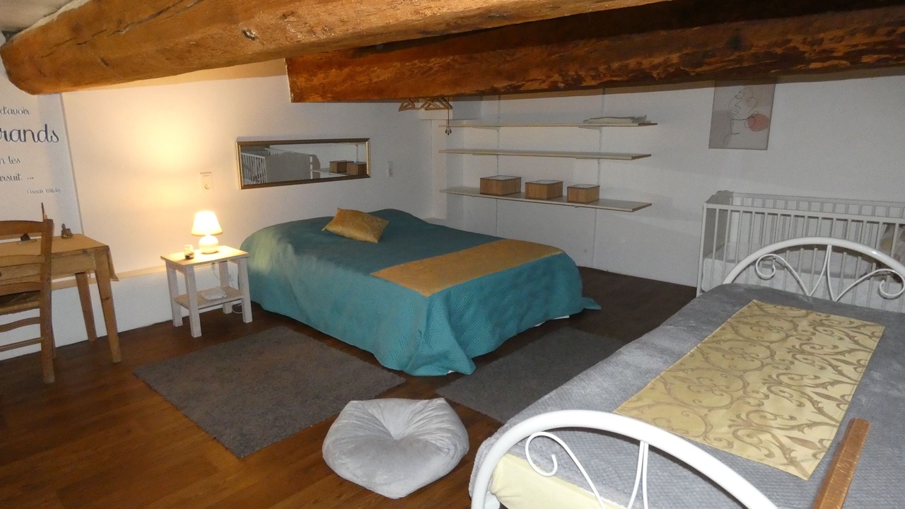Photo of Bedroom in Roquefort-des-Corbieres