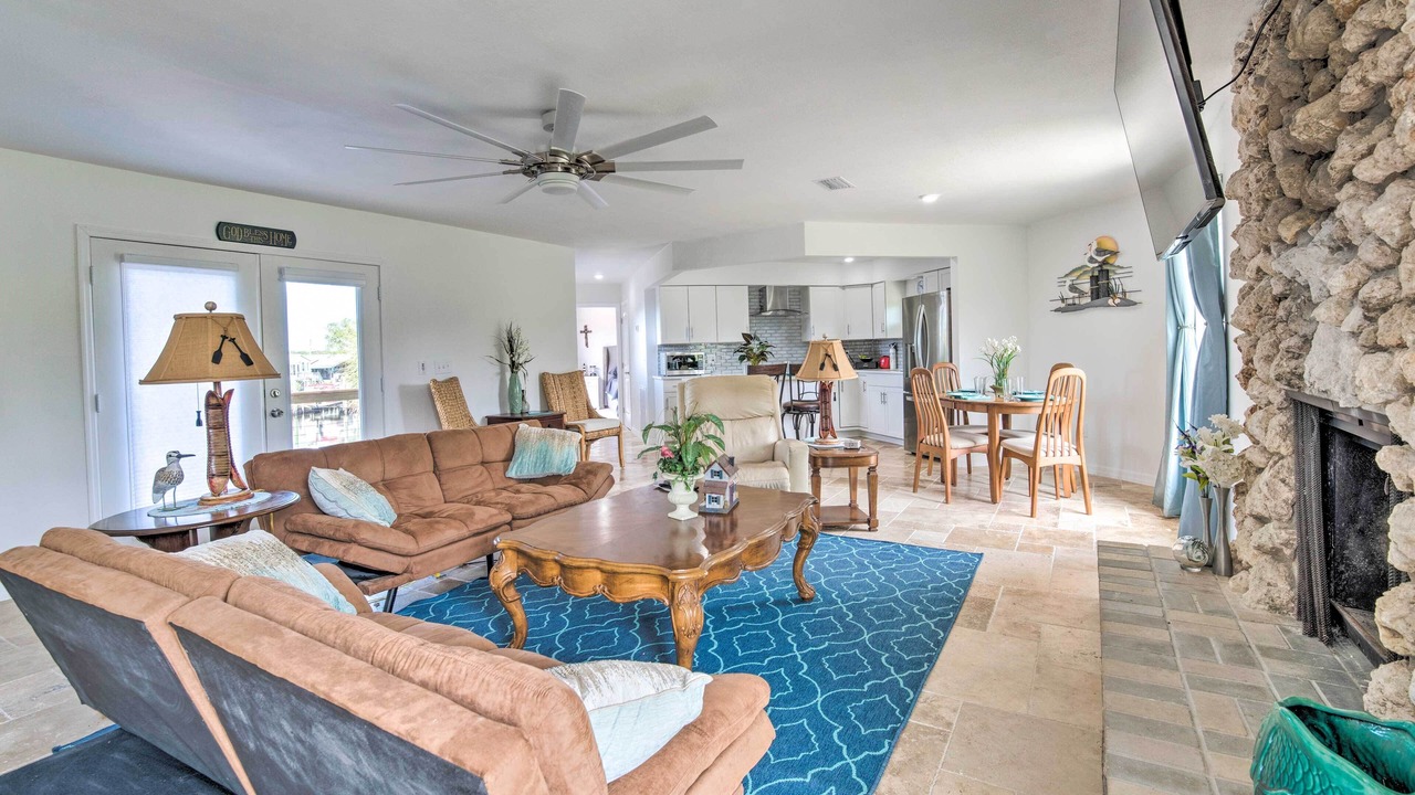 Photo of Bedroom in Homosassa
