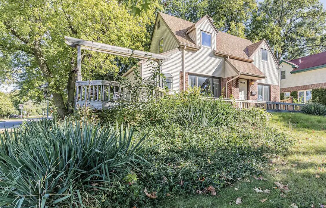 Photo of Outdoor in Champaign