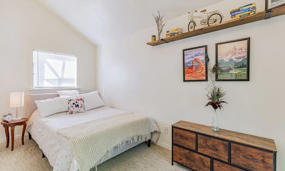 Photo of Bedroom in Champaign