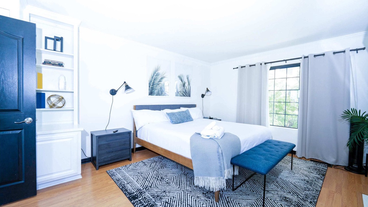 Photo of Bedroom in Middletown