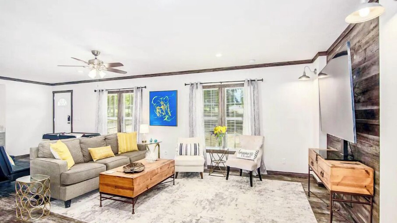 Photo of Livingroom in Trinity