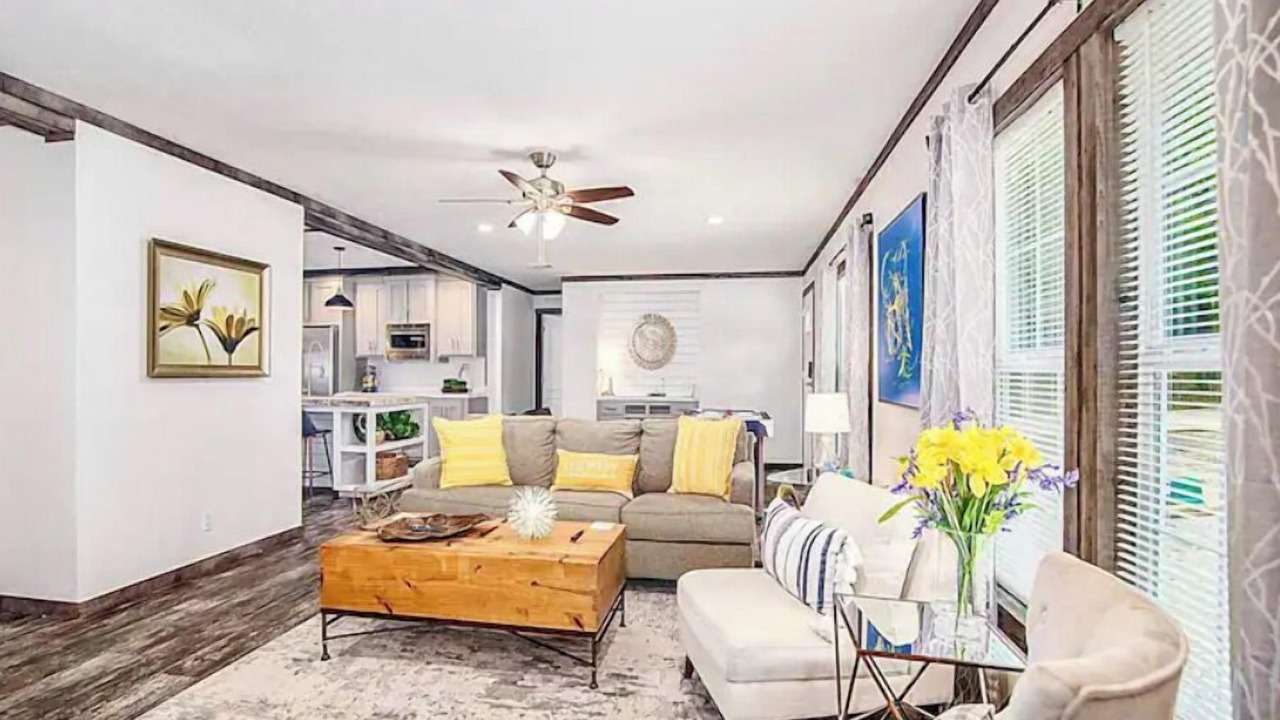 Photo of Livingroom in Trinity