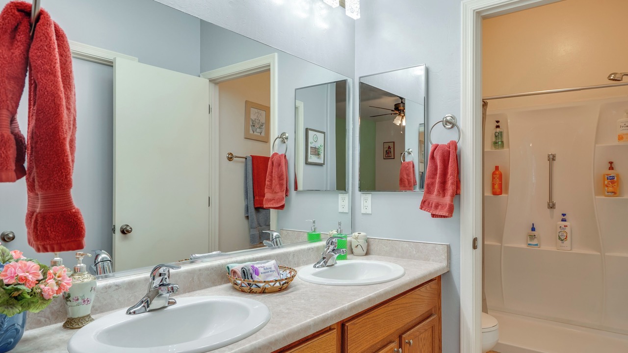 Photo of Bathroom in Green Valley