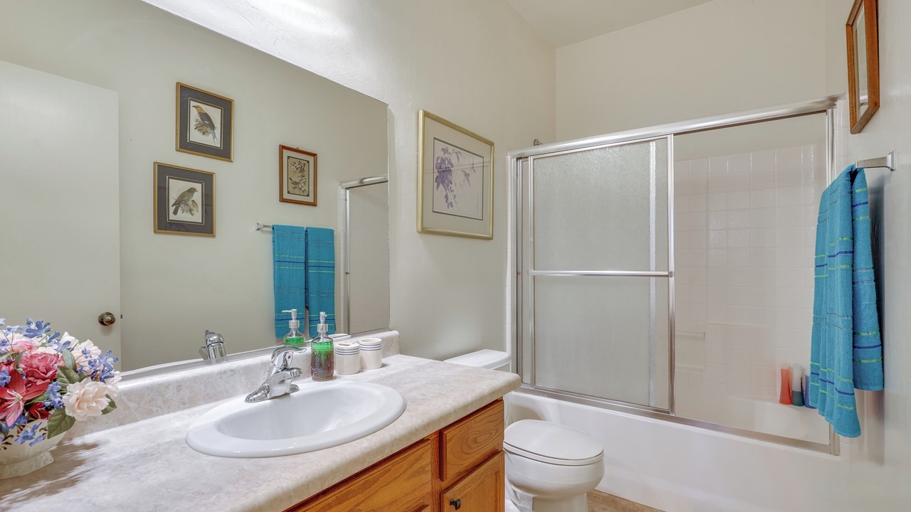 Photo of Bathroom in Green Valley