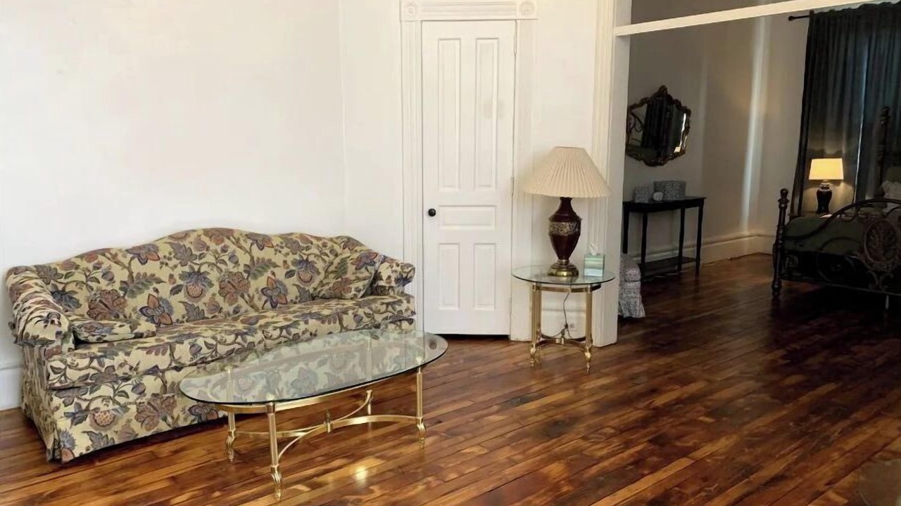 Photo of Livingroom in Warren