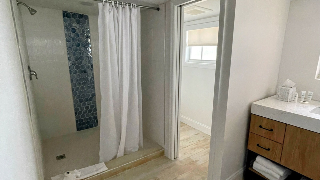 Photo of Bathroom in Anglers Park