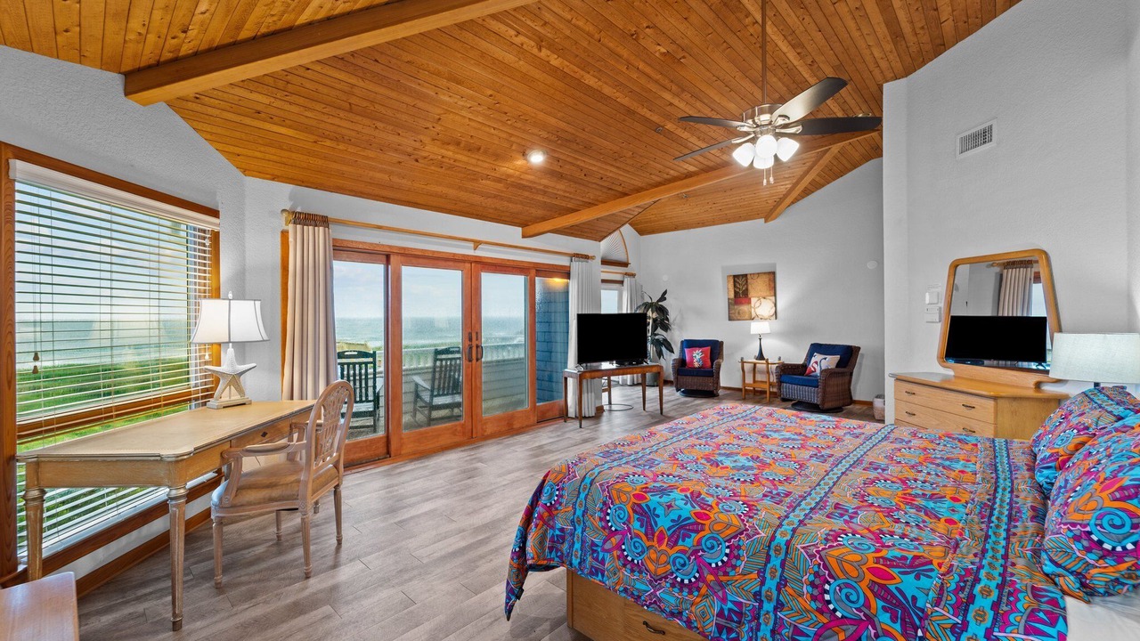 Photo of Bedroom in Southern Shores