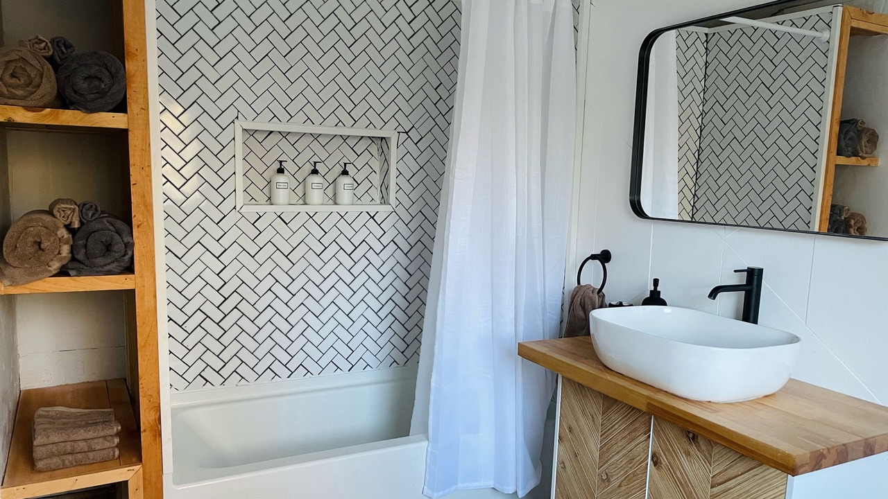 Photo of Bathroom in Smallwood