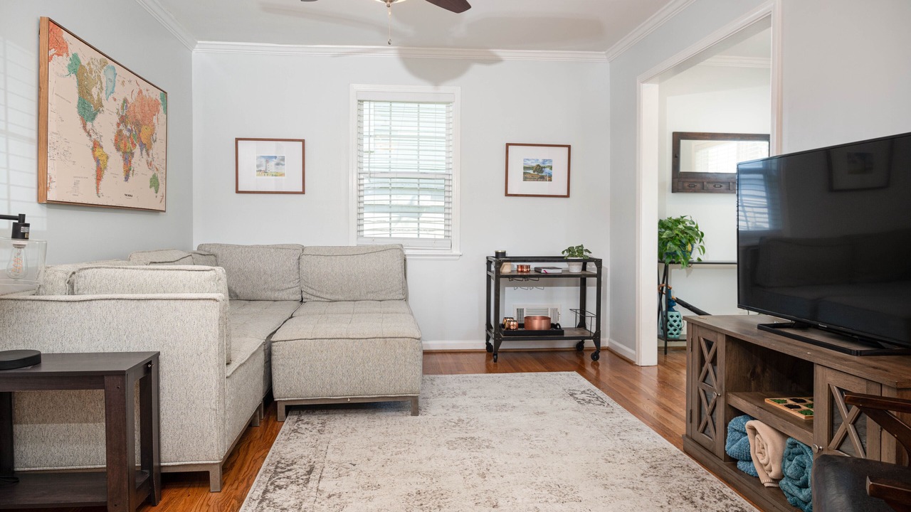Photo of Livingroom in Forest Park