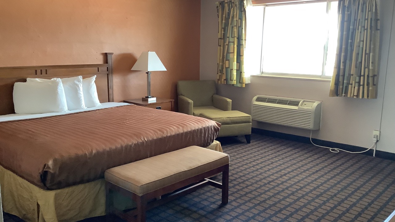 Photo of Bedroom in Dodge City