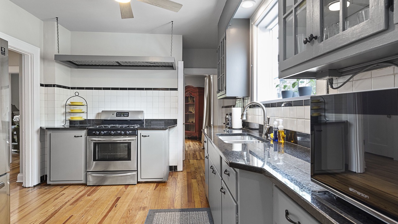 Photo of Kitchen in St. Charles Historic District