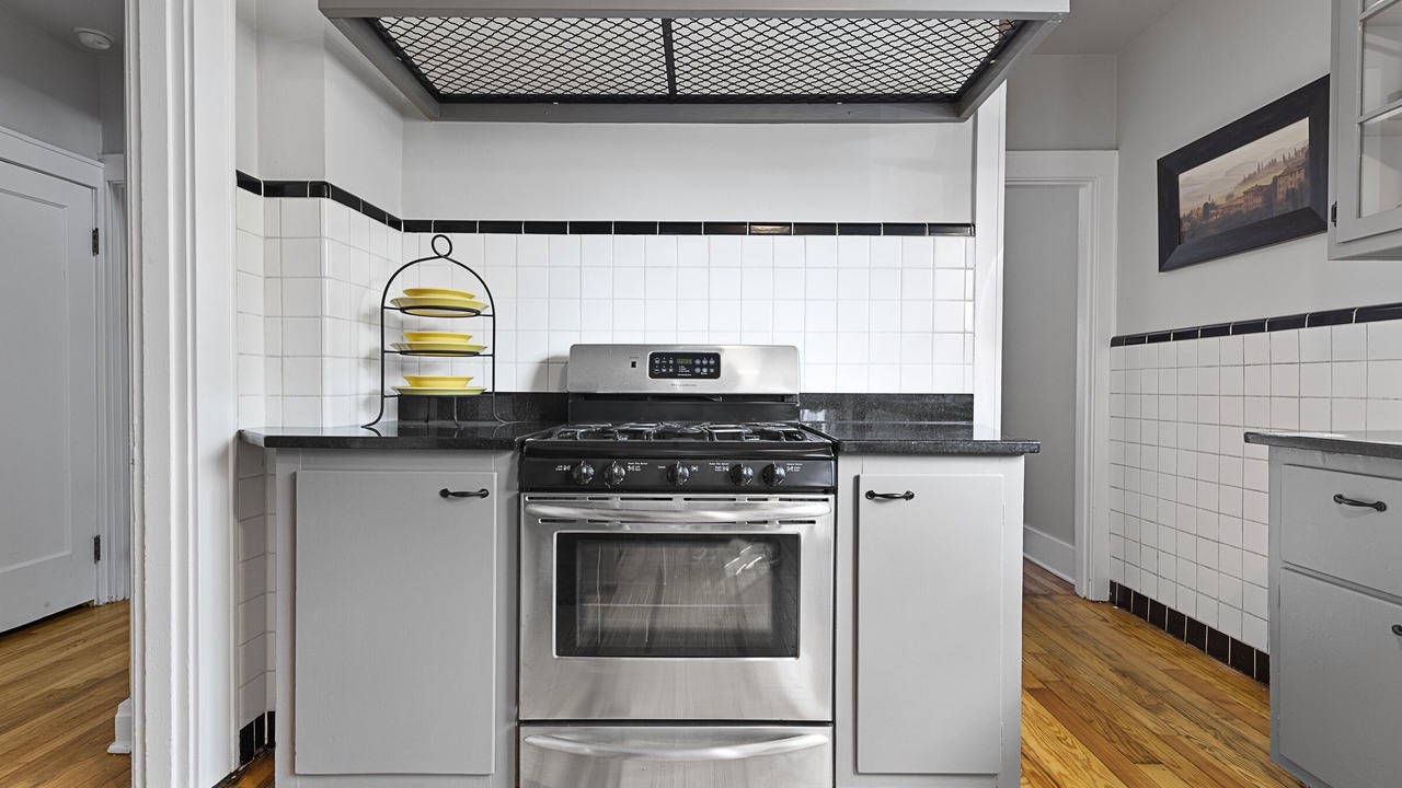 Photo of Kitchen in St. Charles Historic District