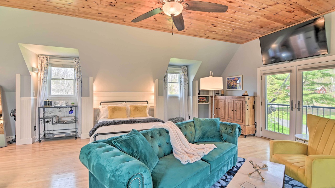 Photo of Bedroom in Saratoga Springs