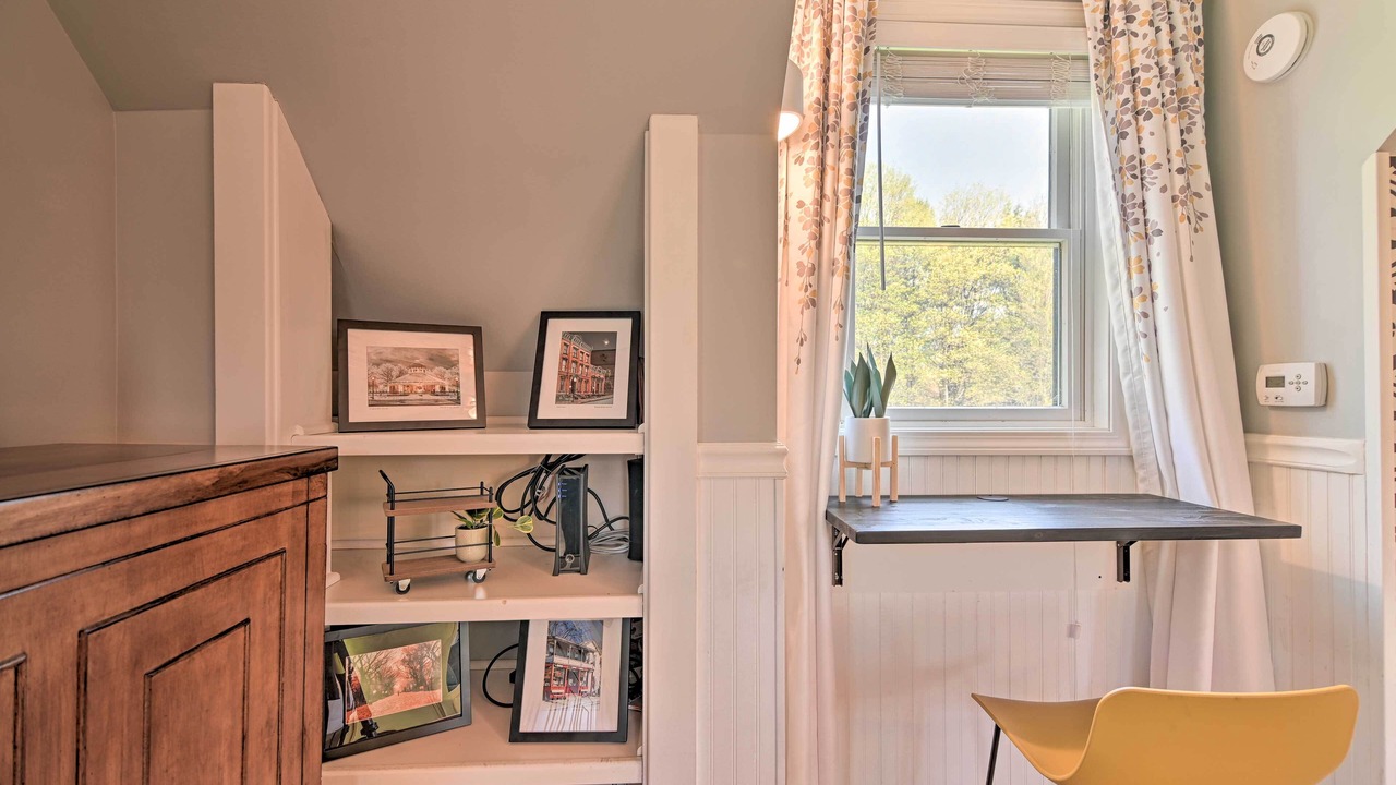 Photo of Bedroom in Saratoga Springs