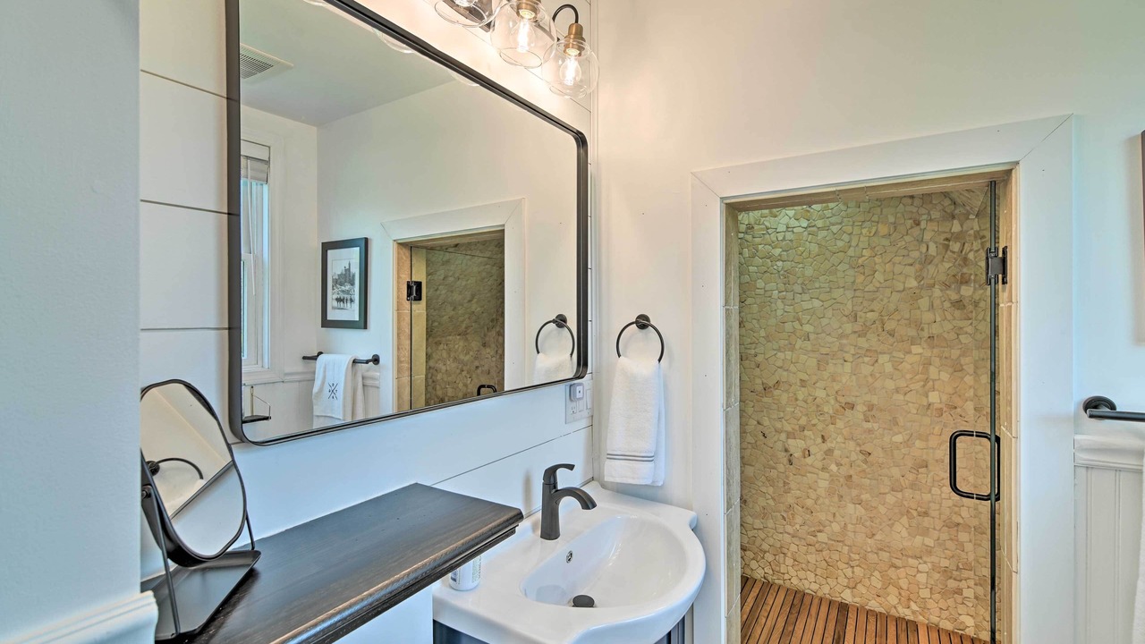 Photo of Bathroom in Saratoga Springs