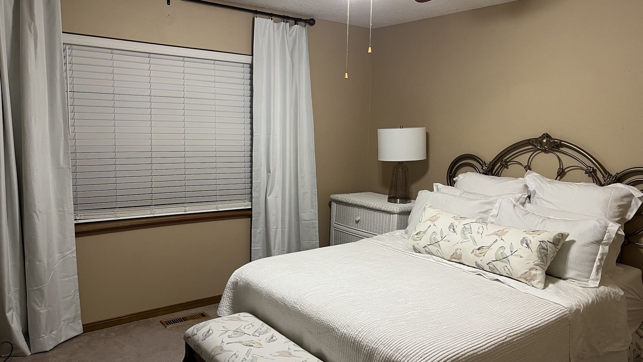 Photo of Bedroom in Greers Ferry