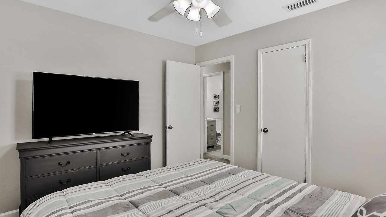 Photo of Bedroom in Orange Park