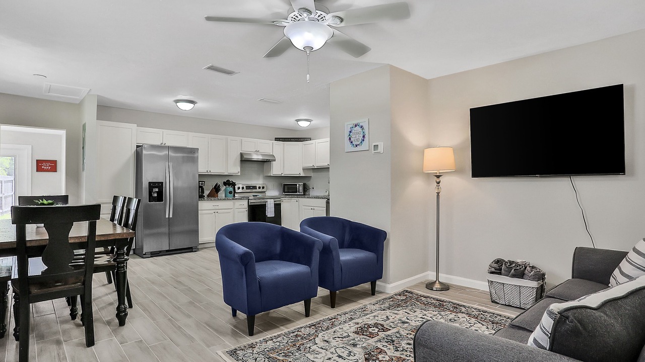 Photo of Livingroom in Orange Park