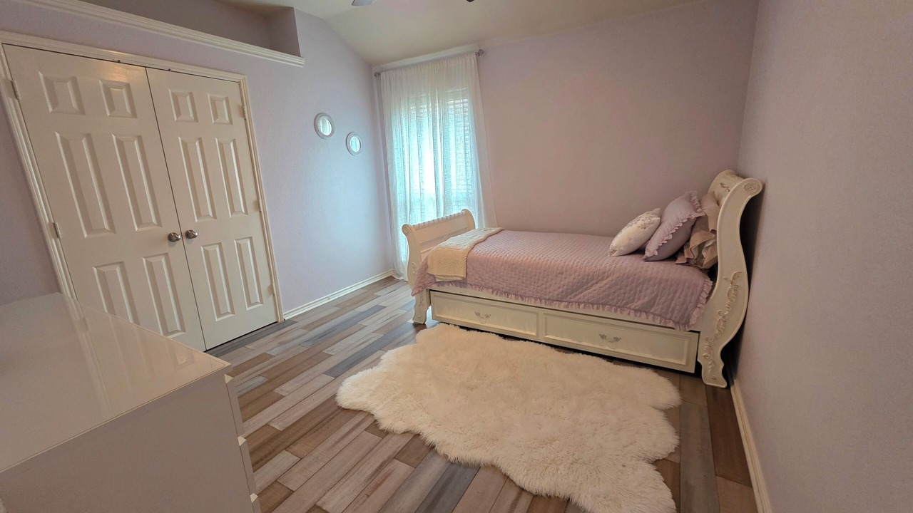 Photo of Bedroom in Rockwall