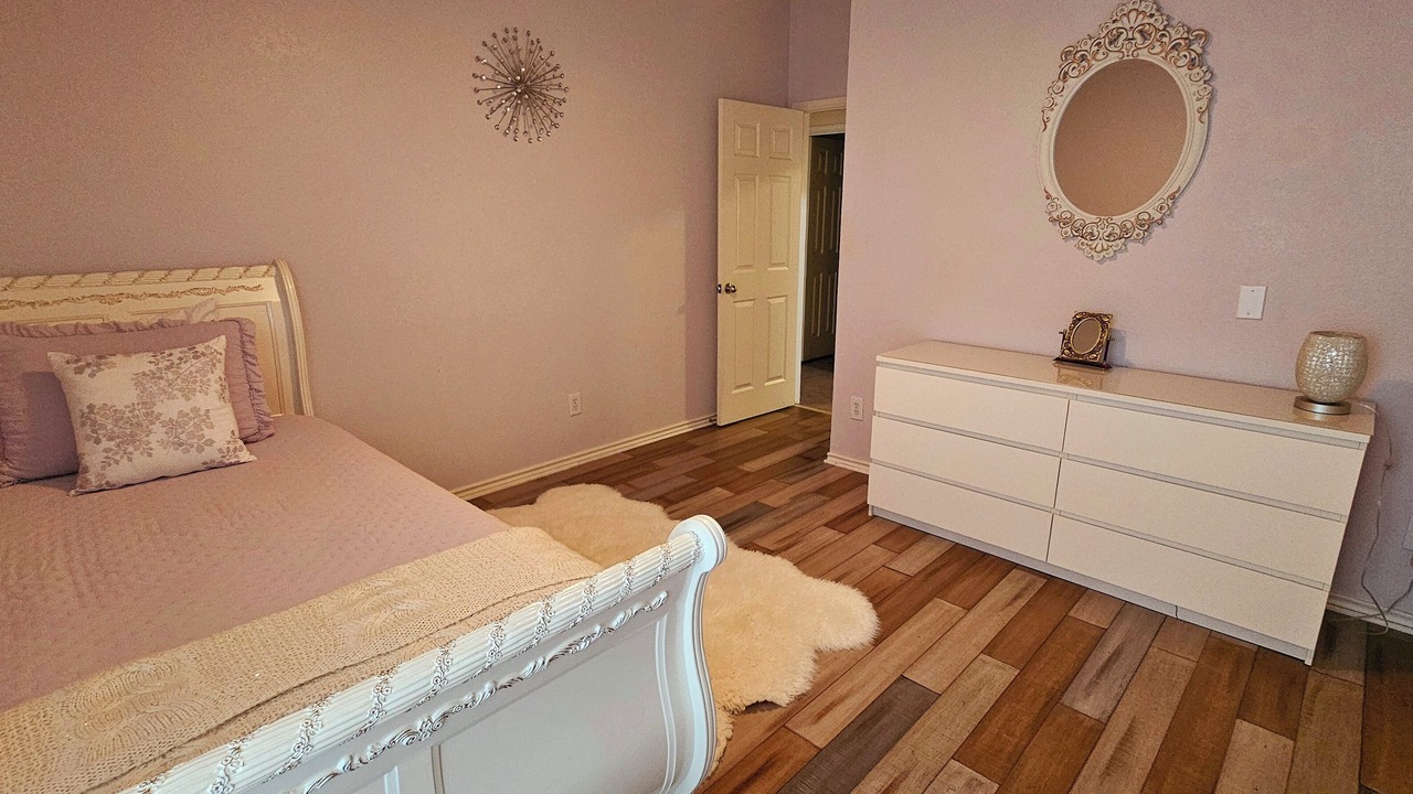 Photo of Bedroom in Rockwall