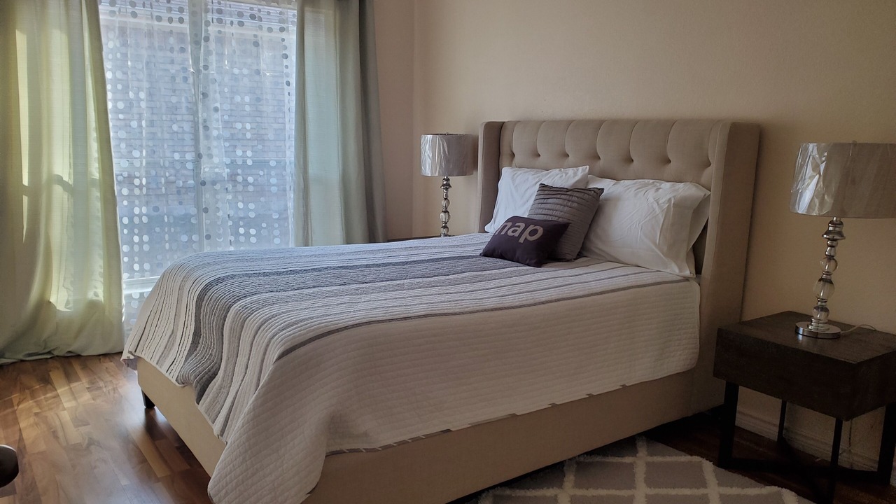 Photo of Bedroom in Rockwall