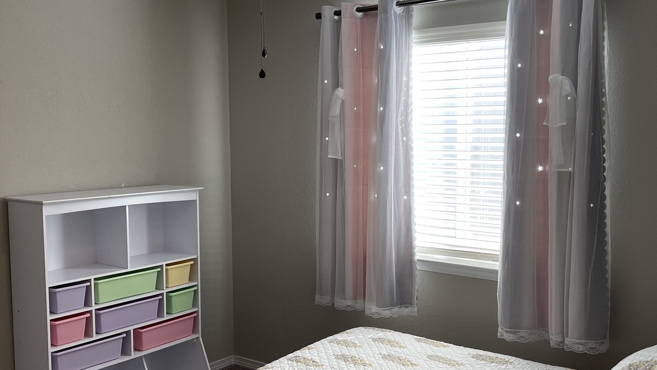 Photo of Bedroom in Biggs Field