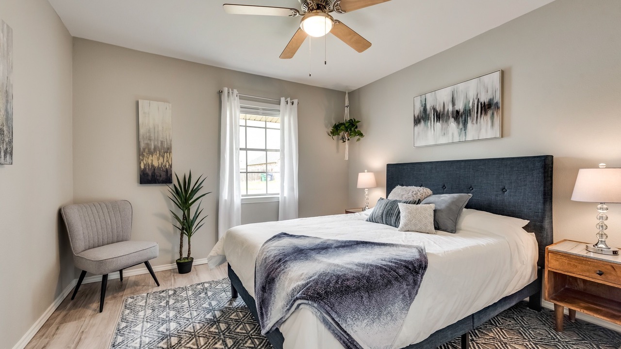 Photo of Bedroom in Heath