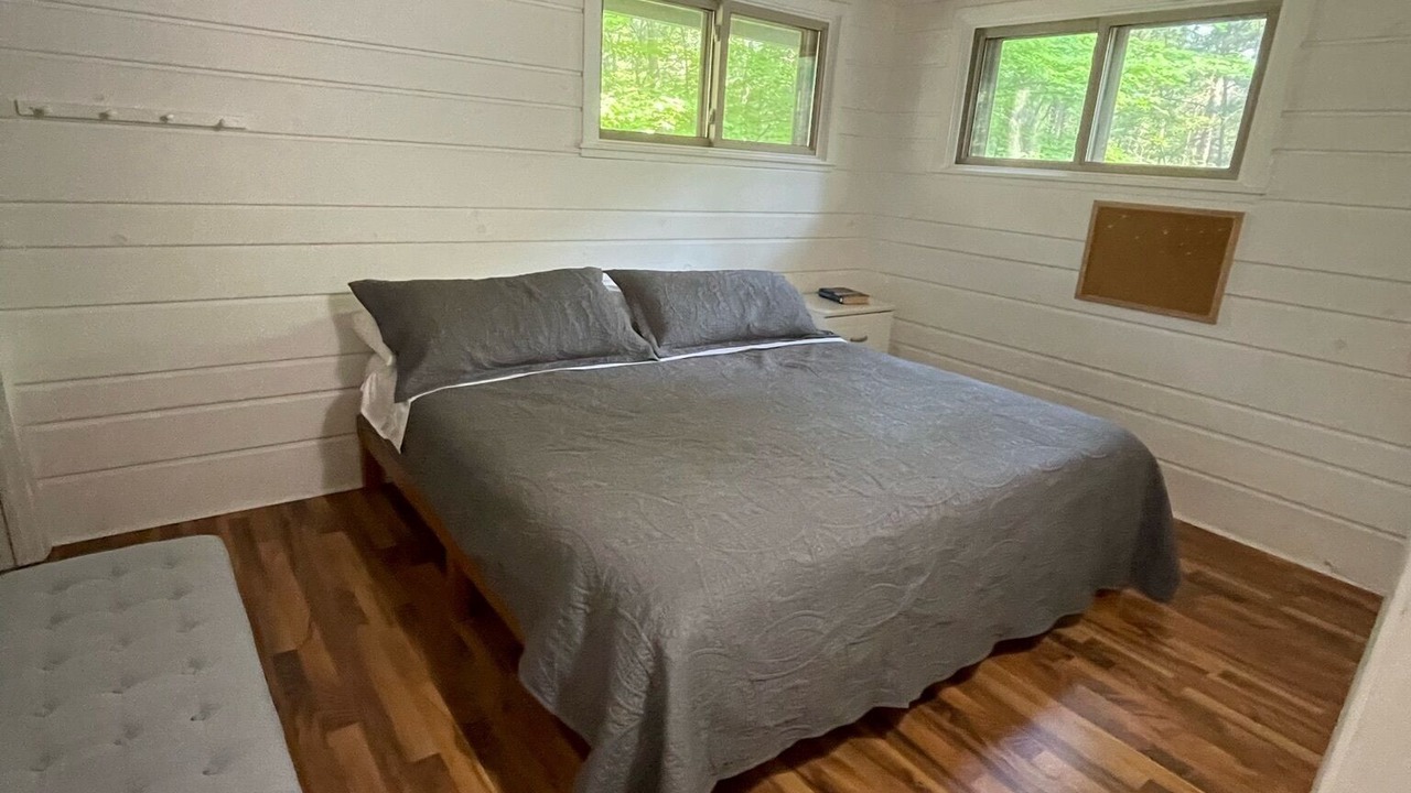 Photo of Bedroom in Three Lakes