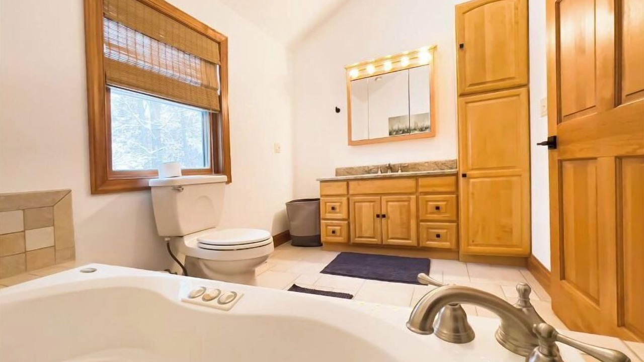 Photo of Bathroom in Dalton