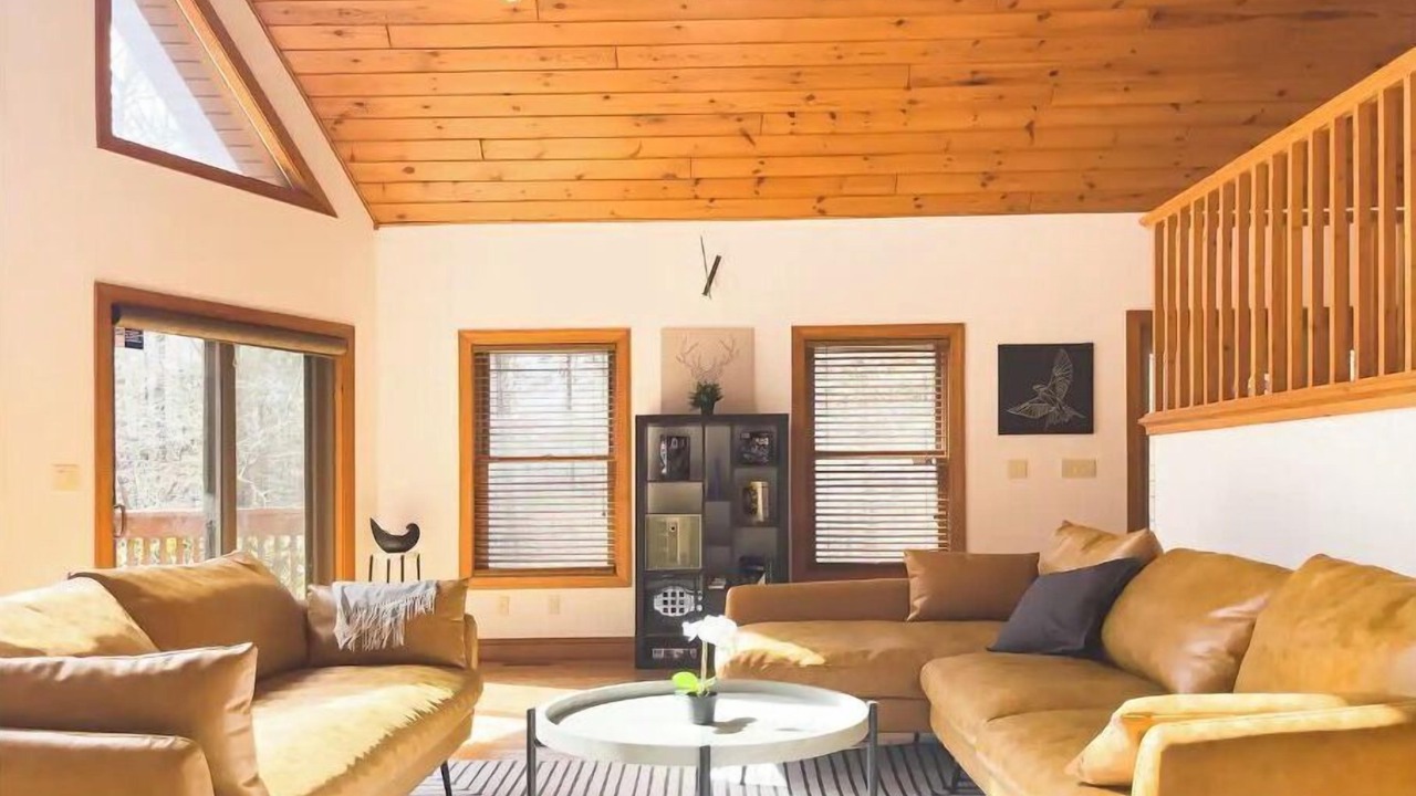 Photo of Livingroom in Dalton