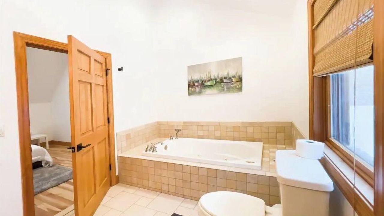 Photo of Bathroom in Dalton