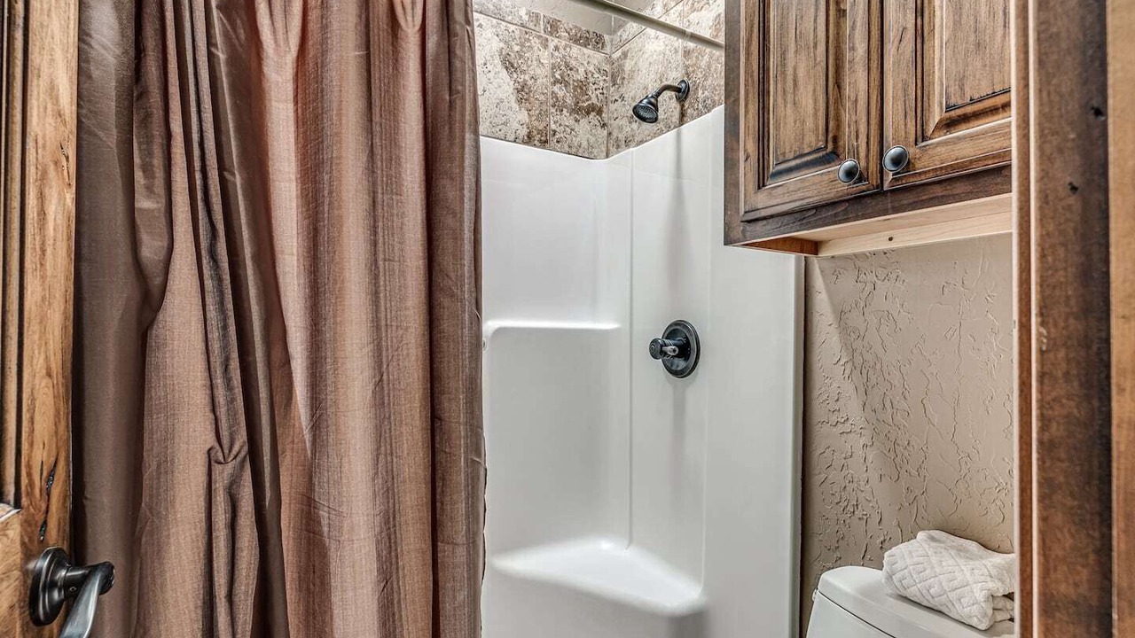 Photo of Bathroom in Texanna