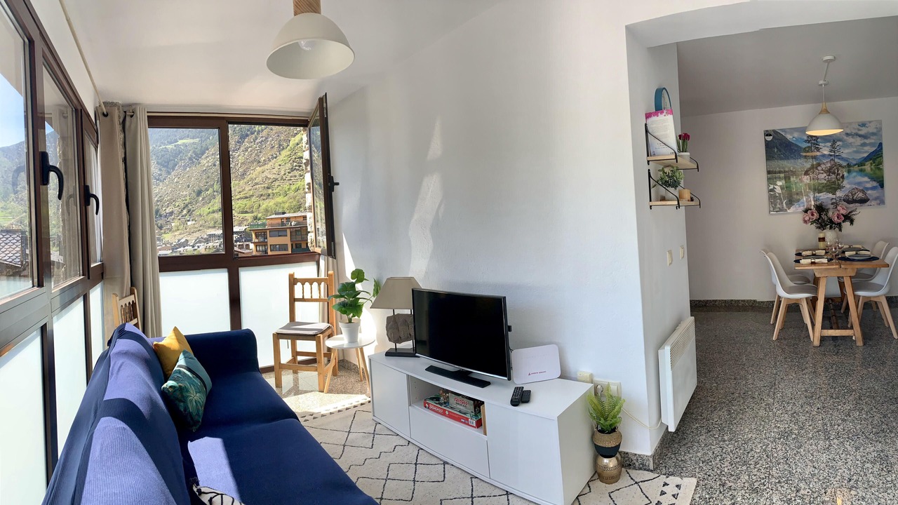 Photo of Livingroom in Encamp