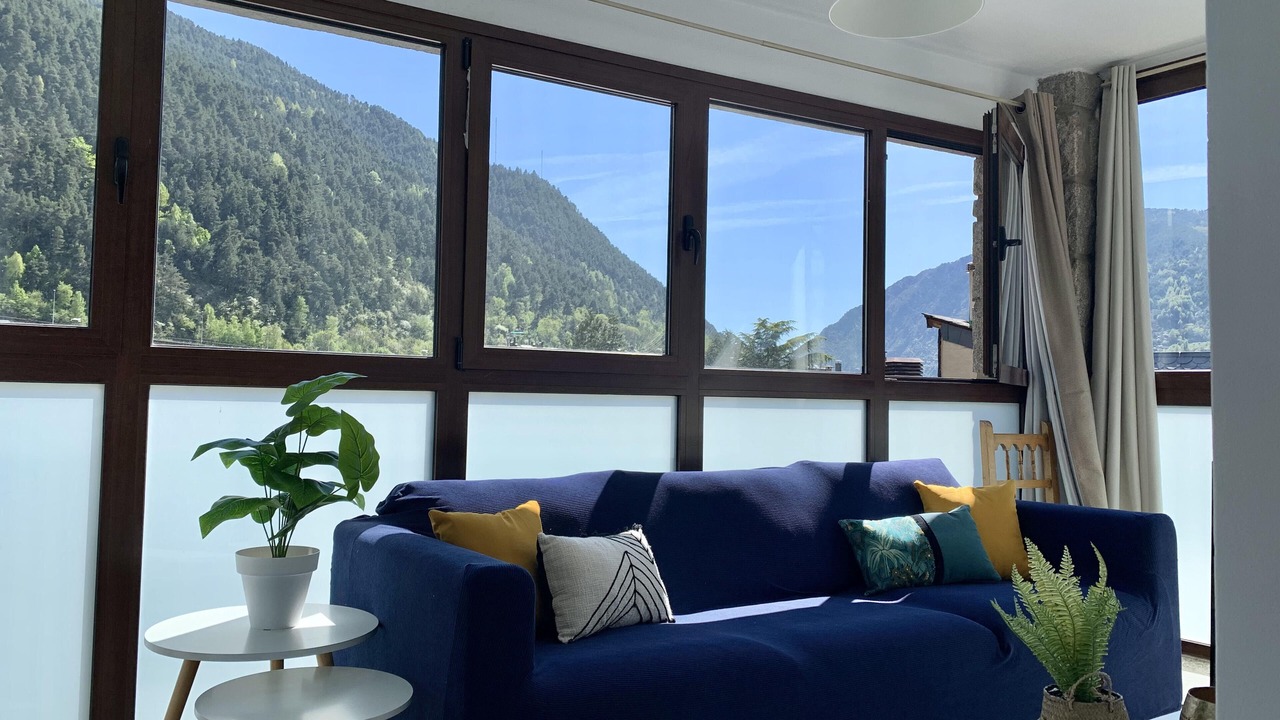 Photo of Livingroom in Encamp