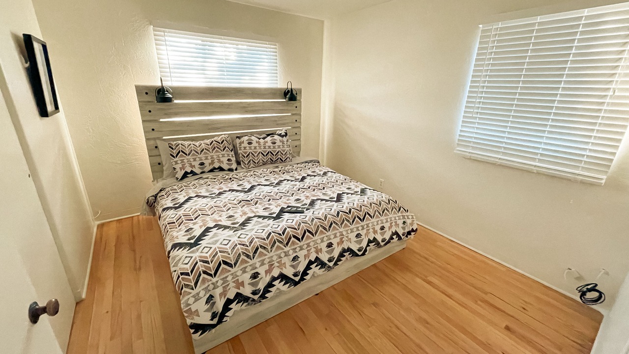 Photo of Bedroom in Highland Business