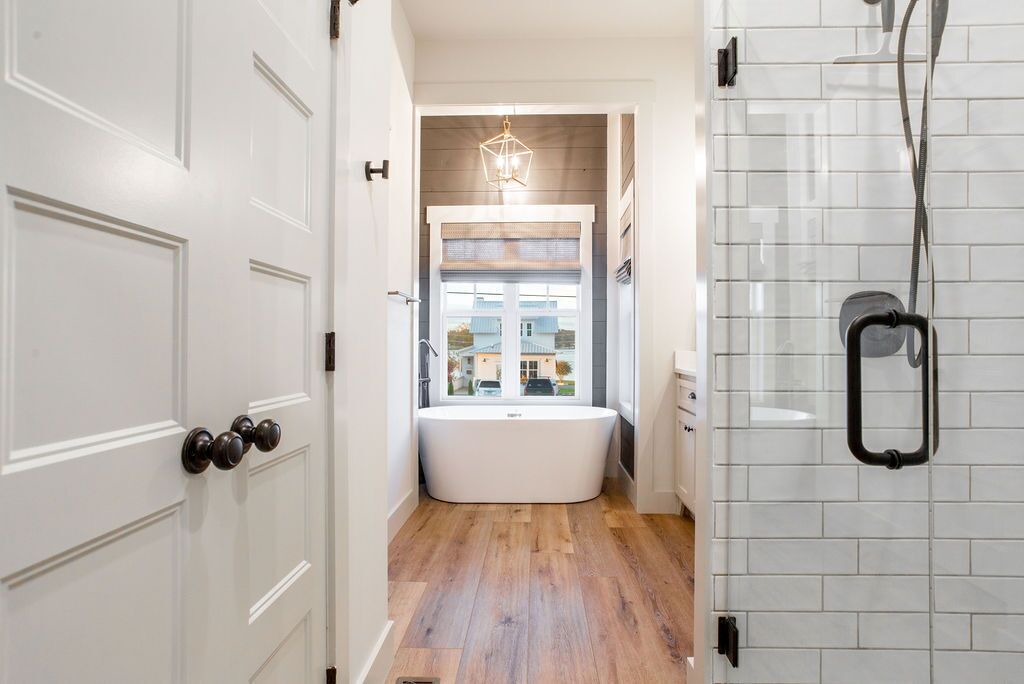 Photo of Bathroom in Guntersville
