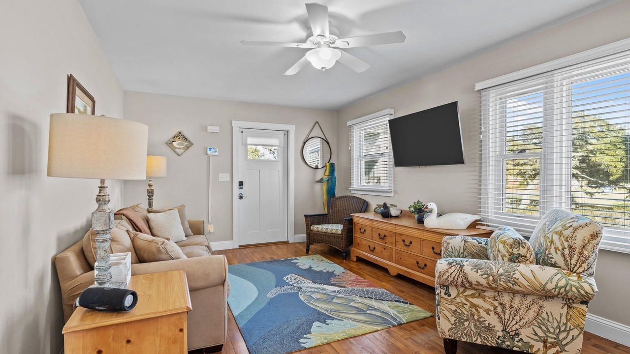 Photo of Livingroom in Harkers Island