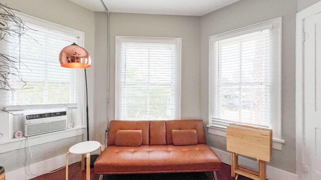 Photo of Bedroom in Central City