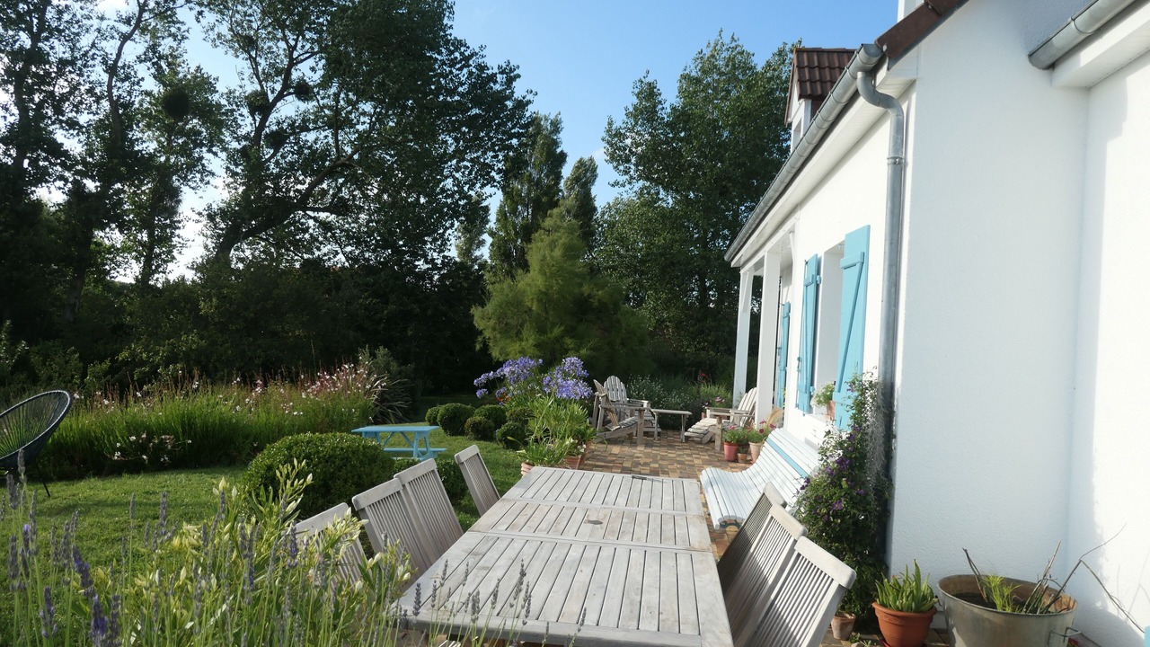 Photo of Outdoor in Senoville