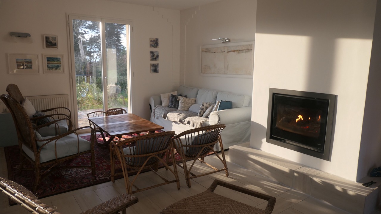 Photo of Livingroom in Senoville