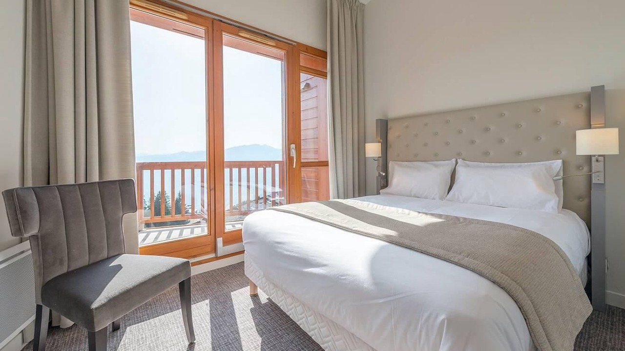 Photo of Bedroom in Arc-1800