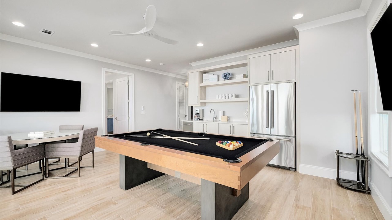 Photo of Bedroom in Miramar Beach